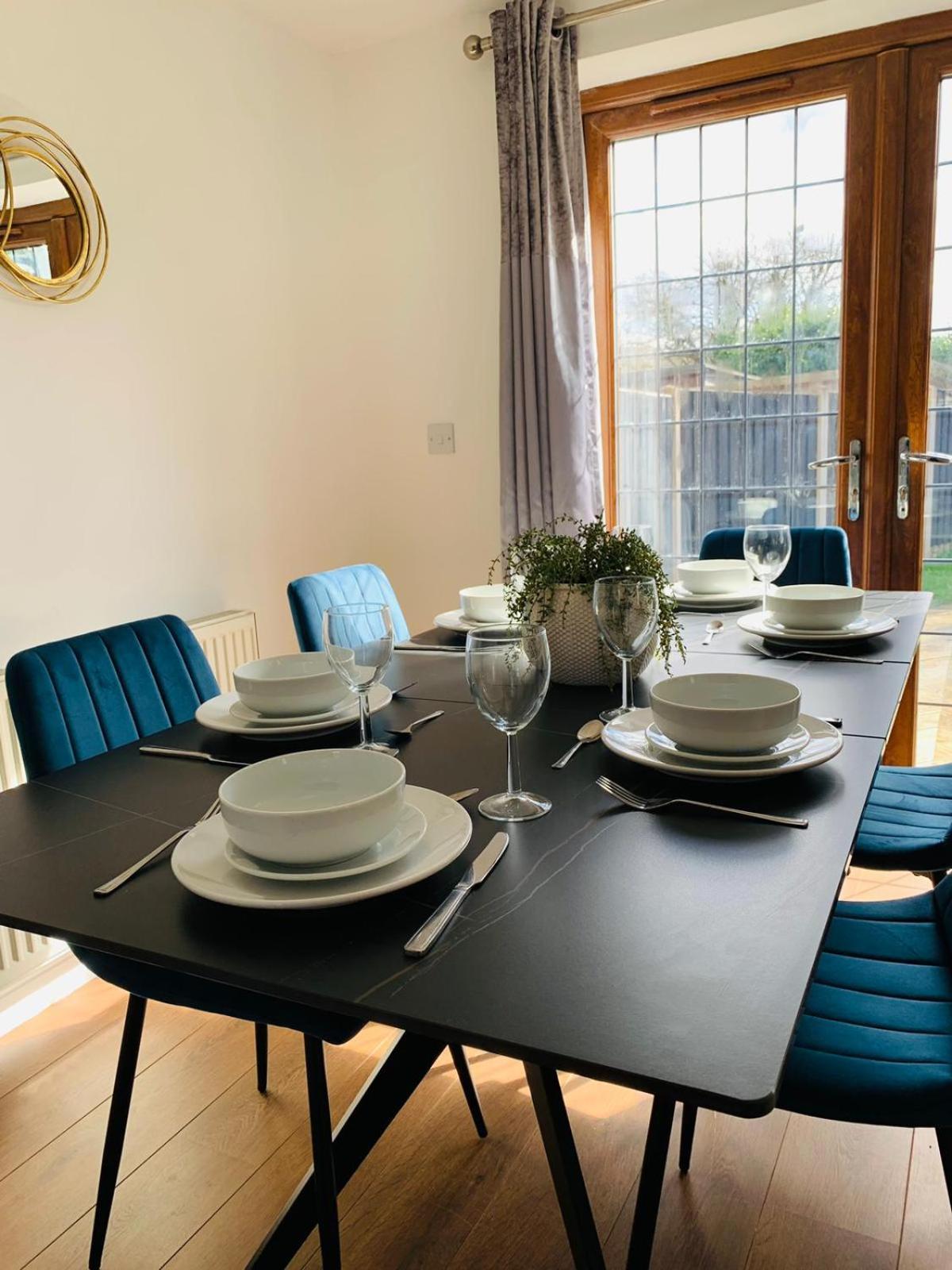 3Br House Ossett-Wakefield, Free Parking 3 Cars Wi Fi Long Stays Eksteriør billede